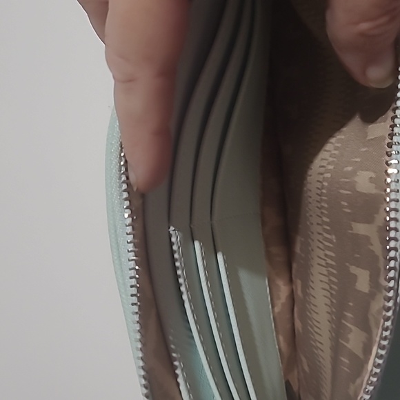 Stella & Dot Doule Clutch Eyelet Cutout Mint Green Purse/Wallet - Picture 4 of 6